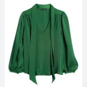 EUC Banana Republic Emerald Green Blouse